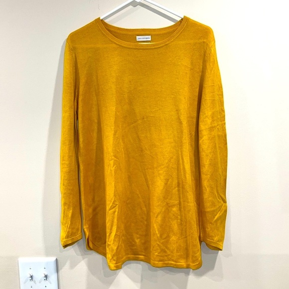 🔥Van Heusen Mustard Yellow Long Sleeve Top🔥 - Picture 1 of 4